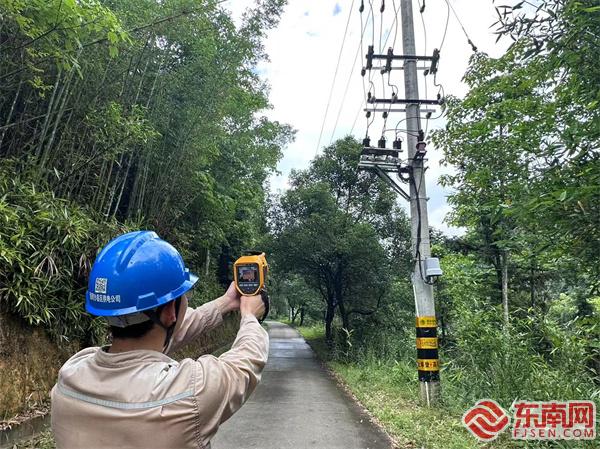 国网沙县区供电公司：全力应对强对流天气 筑牢电网安全防线.jpg