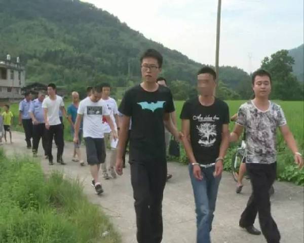 8月24日,将乐县公安局分别在建宁,莆田两地成功抓获系列入室盗窃乡村
