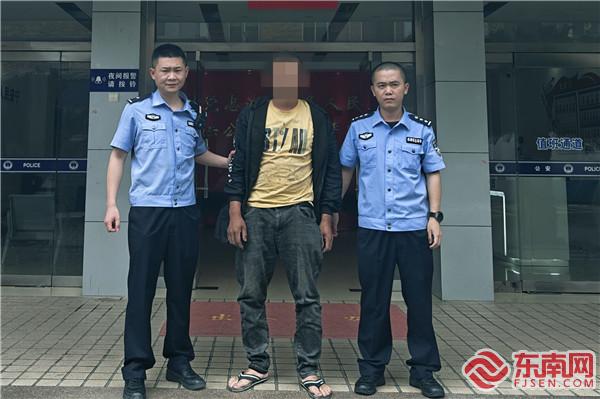 民警抓获“内衣大盗”.jpg